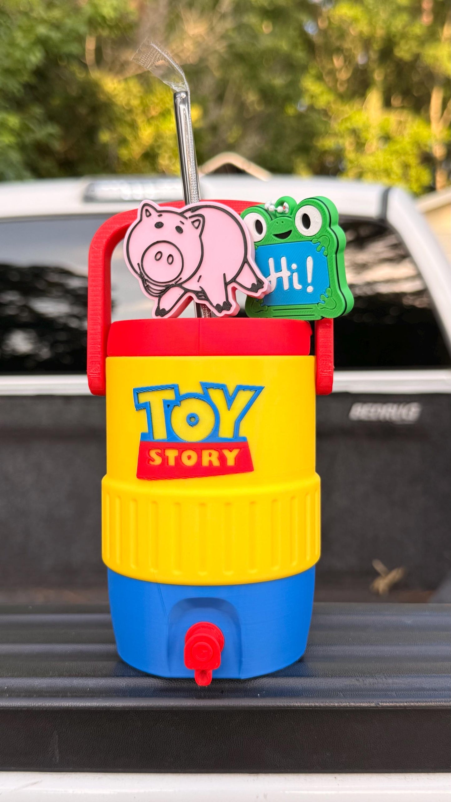 3D Toy Inspired Can Holder